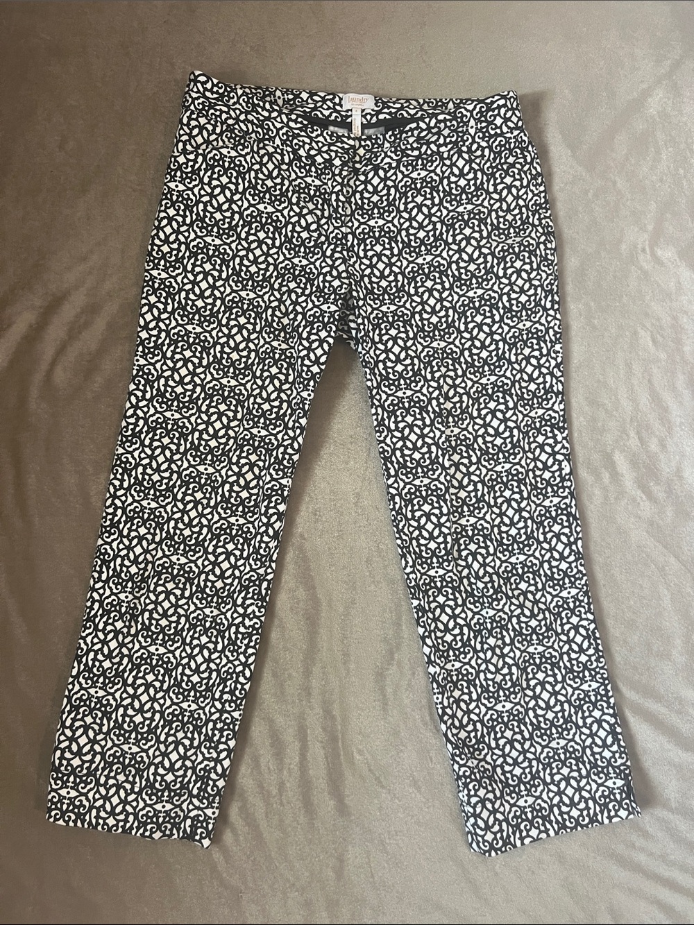 Laundry By Shelli Segal Black & White Patterned Cropped Pants